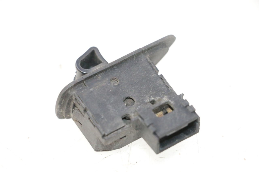 photo de CONMUTADOR INTERMITENTE PIAGGIO MP3 500 (2011 - 2015) - Otra perspectiva