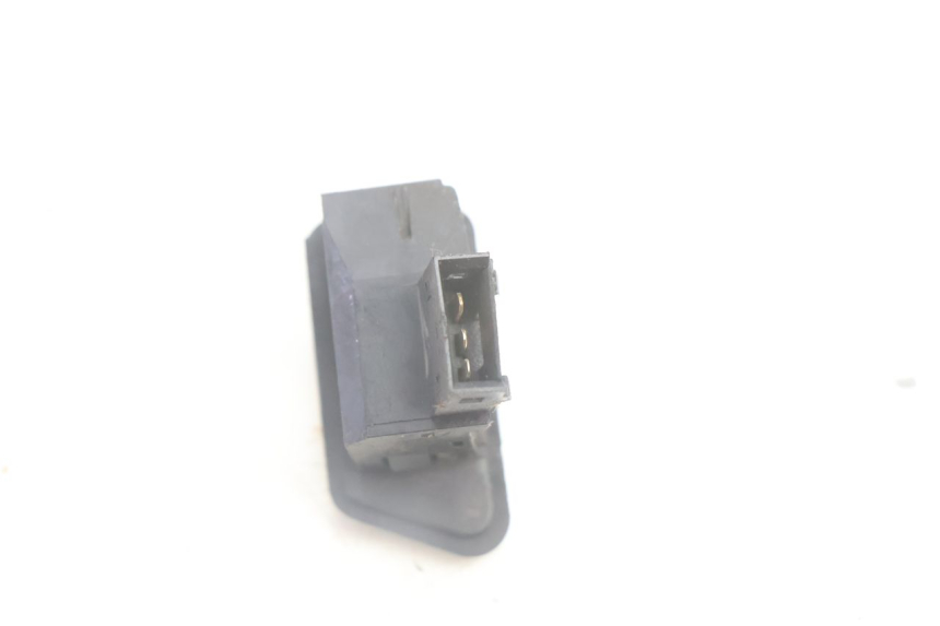 photo de CONMUTADOR INTERMITENTE YAMAHA NEO'S NEOS 2T 50 (1998 - 2007) - Otra perspectiva
