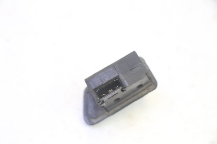 photo de CONMUTADOR INTERMITENTE KYMCO LIKE 4T 50 (2019 - 2025) - Otra perspectiva