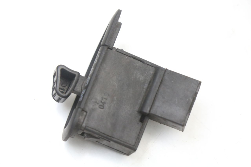photo de INTERRUPTOR DE INTERMITENTES PIAGGIO NEW TYPHOON 50 (2018 - 2021) - Primer plano técnico