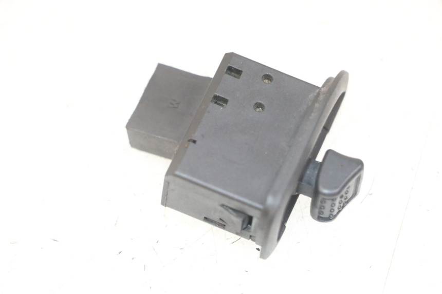 photo de INTERRUPTOR DE INTERMITENTES PIAGGIO NEW TYPHOON 50 (2018 - 2021) - Detalle de la pieza