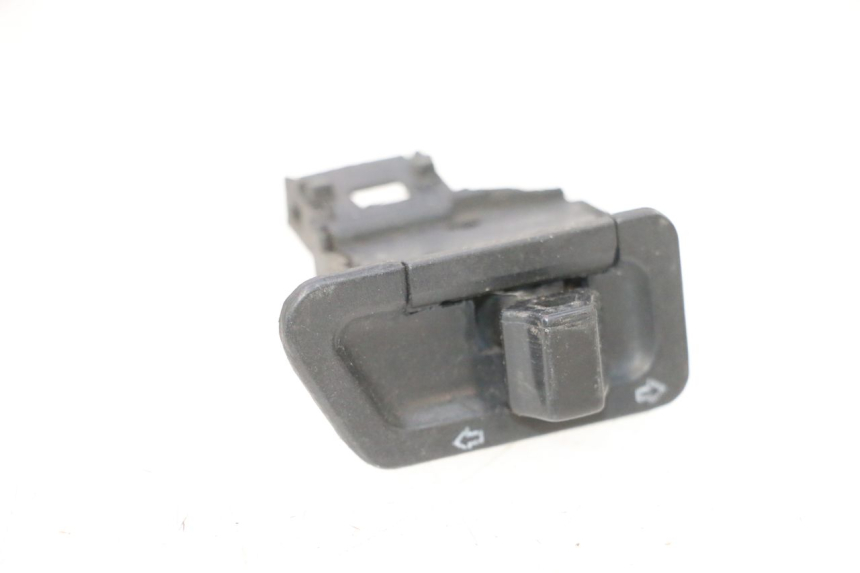 photo de INTERRUPTOR DE INTERMITENTES SYM ORBIT III 3 4T 50 (2018 - 2021) - Vista principal