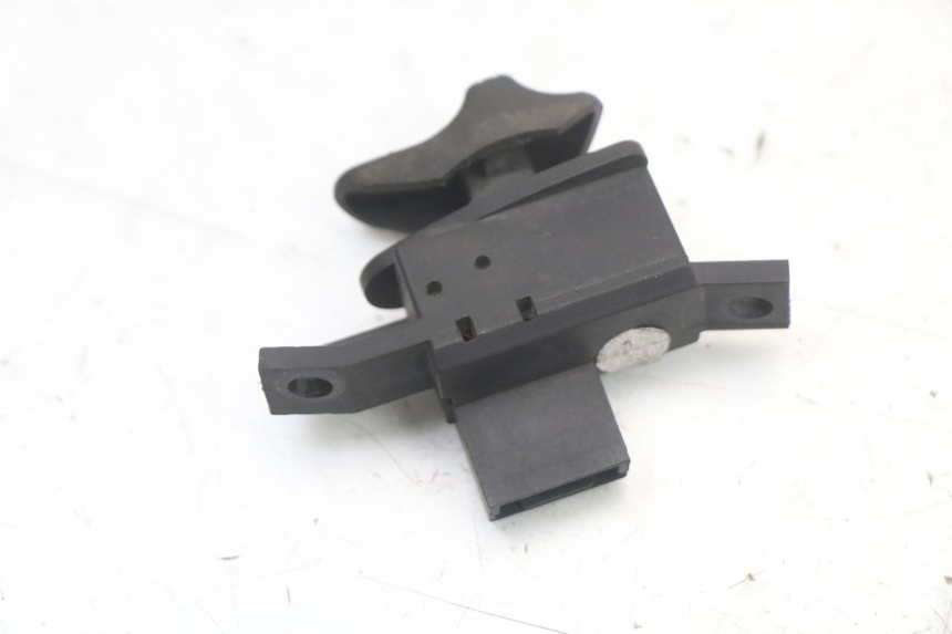 photo de INTERRUPTOR DE INTERMITENTES PIAGGIO VESPA LX 2T 50 (2005 - 2013) - Zoom estado de uso