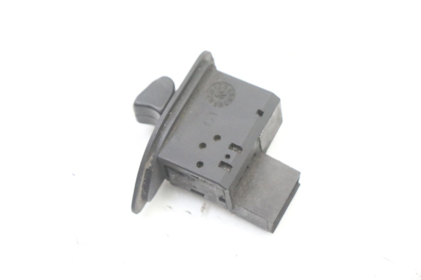 photo de INTERRUPTOR DE INTERMITENTES PIAGGIO ZIP 2T 50 (2009 - 2019) - Detalle de la pieza