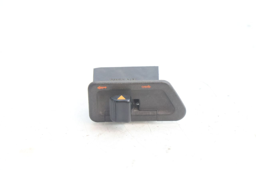 photo de CONMUTADOR INTERMITENTE HONDA SH 125 (2001 - 2003) - Vista principal