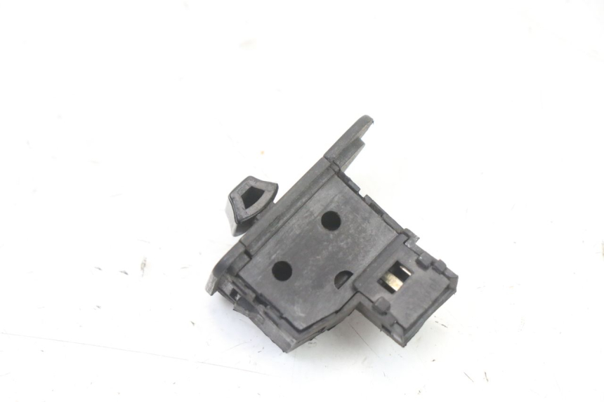 photo de INTERRUPTOR DE INTERMITENTES SYM FIDDLE 3 III 125 (2014 - 2020) - Otra perspectiva