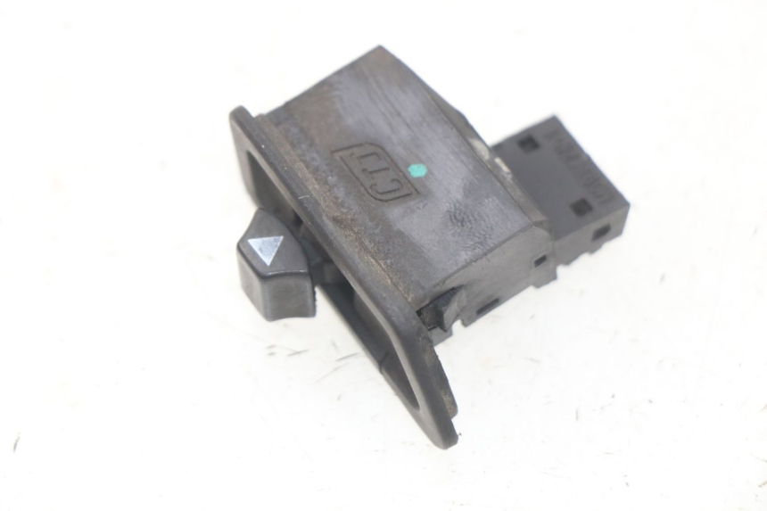 photo de CONMUTADOR INTERMITENTE SYM SYMPHONY 50 (2009 - 2015) - Zoom estado de uso