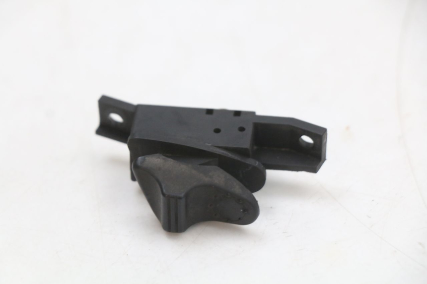 photo de INTERRUPTOR DE INTERMITENTES PIAGGIO VESPA S 2T 50 (2007 - 2014) - Vista principal