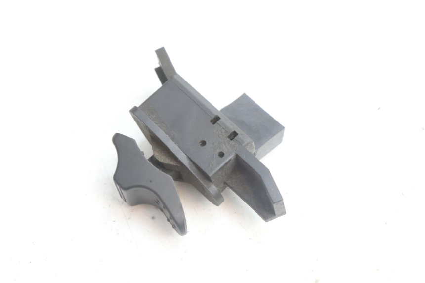 photo de INTERRUPTOR DE INTERMITENTES PIAGGIO VESPA S 2T 50 (2007 - 2014) - Detalle de la pieza