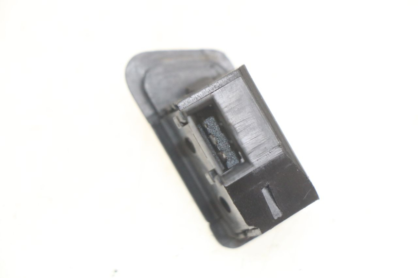 photo de INTERRUPTOR DE INTERMITENTES. SYM X-PRO 4T 50 (2014 - 2021) - Detalle de la pieza