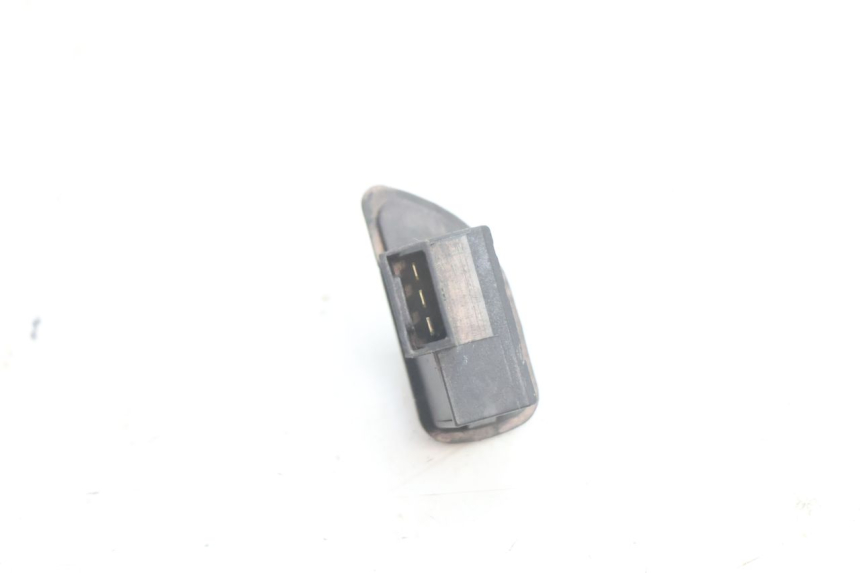photo de CONMUTADOR INTERMITENTE PIAGGIO X8 STREET 125 (2006 - 2007) - Otra perspectiva