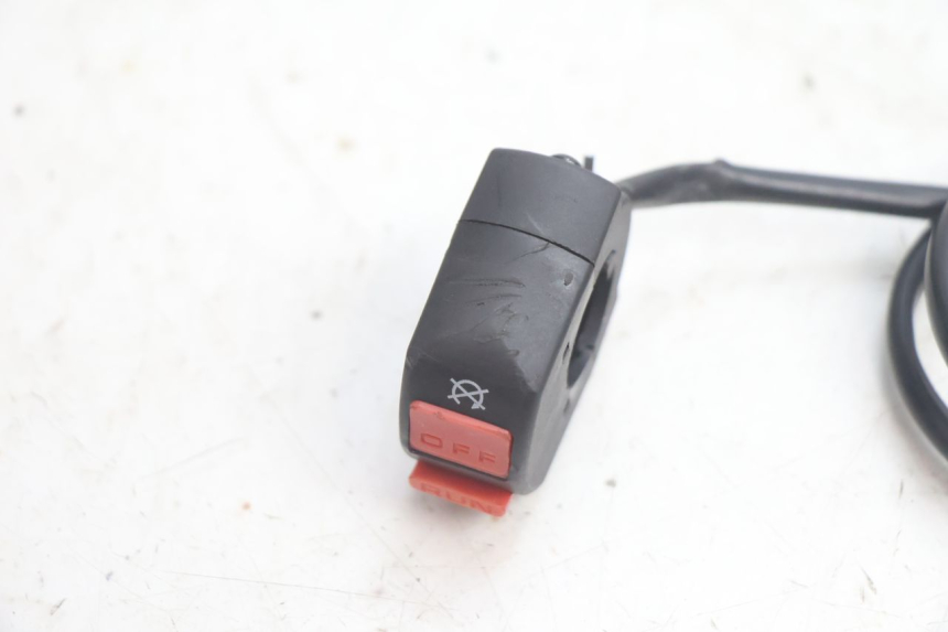 photo de INTERRUPTOR DE ENCENDIDO APOLLO RFZ 150 - Zoom estado de uso