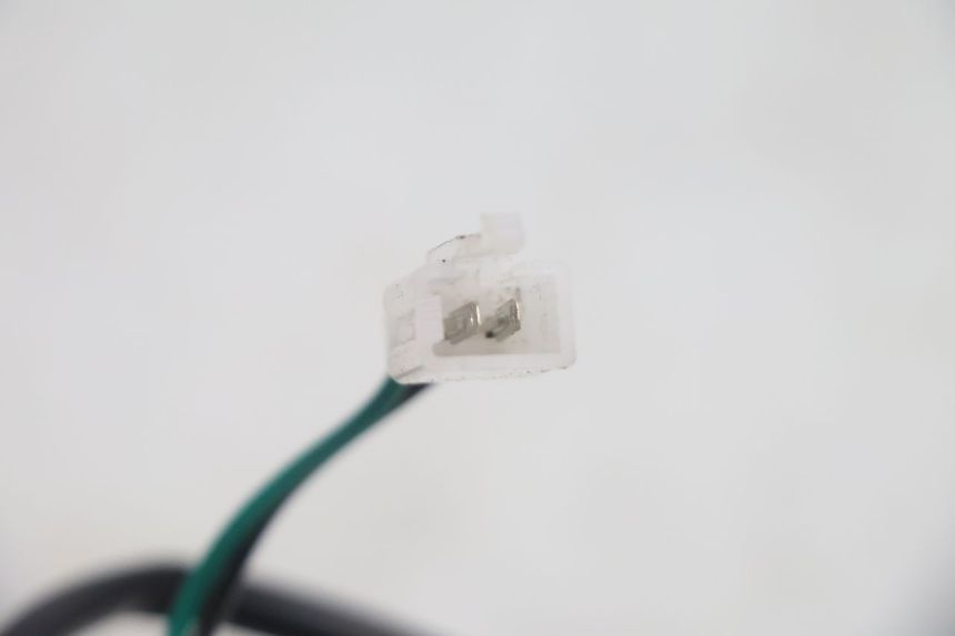 photo de INTERRUPTOR DE ENCENDIDO APOLLO RFZ 150 - Detalles de los puntos de fijación