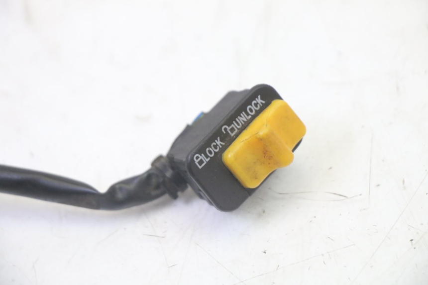 photo de CONMUTADOR CONTACTO COPA PEUGEOT TWEET 4T 50 (2018 - 2022) - Detalle de la pieza