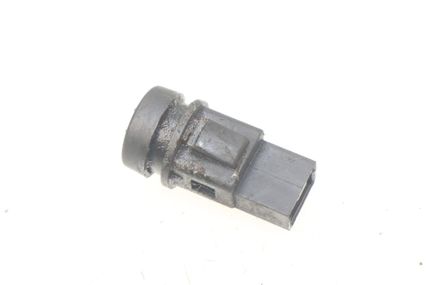 photo de INTERRUPTOR DE ARRANQUE PIAGGIO LIBERTY 4T 50 (2004 - 2008) - Zoom estado de uso