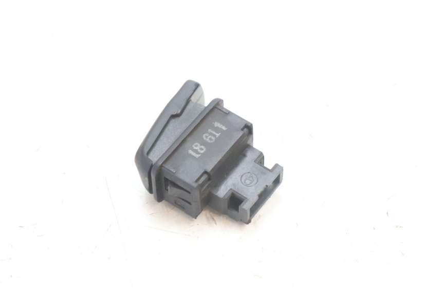 photo de CONMUTADOR ARRANQUE PIAGGIO LIBERTY IGET 4T 50 (2021 - 2025) - Zoom estado de uso