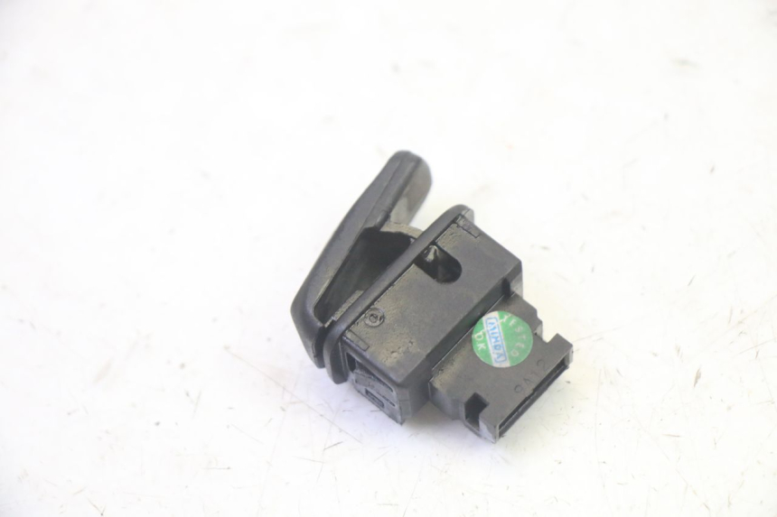 photo de CONMUTADOR ARRANQUE PIAGGIO MP3 RL 250 (2006 - 2010) - Zoom estado de uso