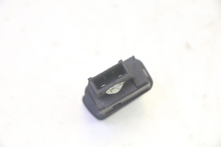 photo de CONMUTADOR ARRANQUE PIAGGIO MP3 RL 250 (2006 - 2010) - Otra perspectiva