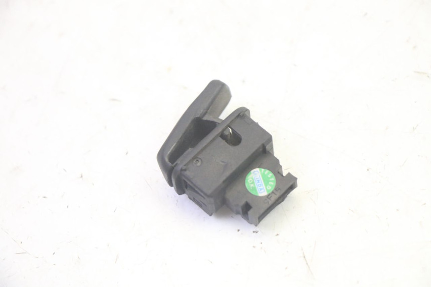 photo de CONMUTADOR ARRANQUE PIAGGIO MP3 RL 250 (2006 - 2010) - Zoom estado de uso