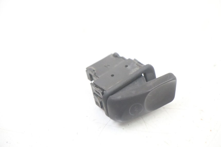 photo de CONMUTADOR ARRANQUE PIAGGIO VESPA LX IE 125 (2010 - 2012) - Vista principal