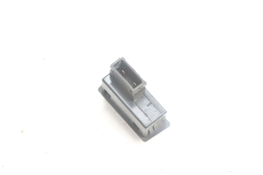 photo de CONMUTADOR ARRANQUE JM MOTORS SANTANA EVO 50 (2024 - 2026) - Otra perspectiva