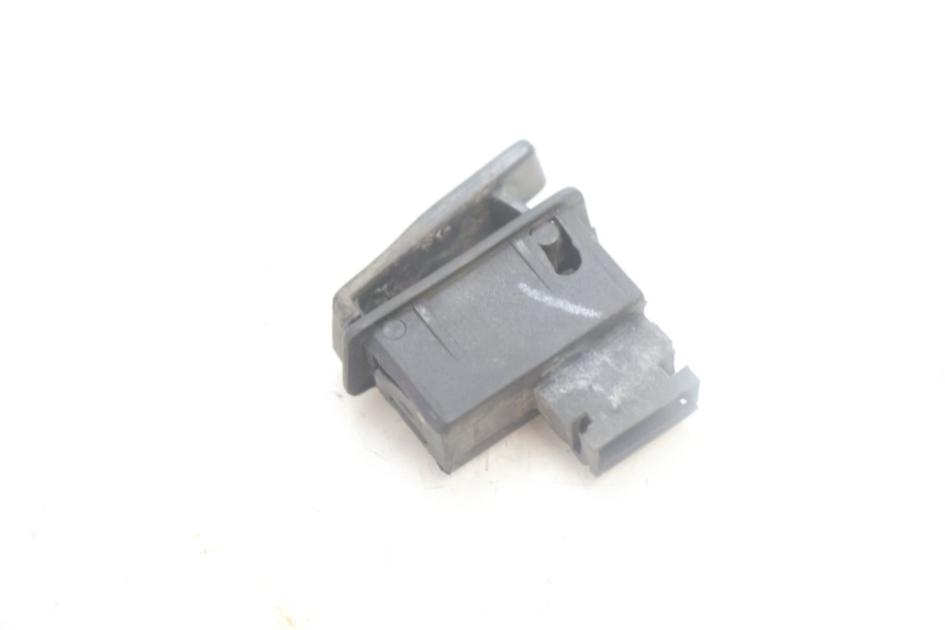 photo de INTERRUPTOR DE ARRANQUE HONDA SCV LEAD 100 (2003 - 2007) - Zoom estado de uso
