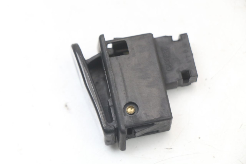 photo de INTERRUPTOR DE ARRANQUE PEUGEOT TWEET 125 (2018 - 2021) - Otra perspectiva