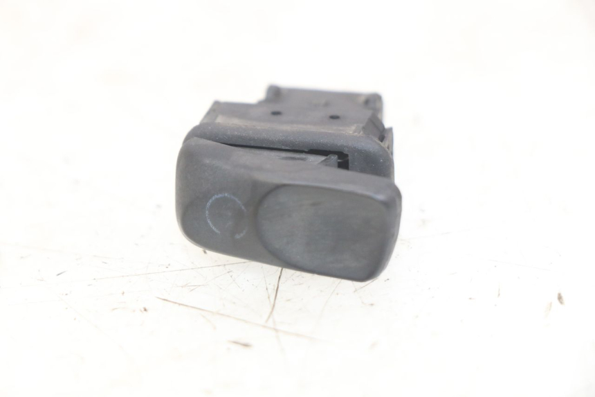 photo de INTERRUPTOR DE ARRANQUE PIAGGIO VESPA LXV 125 (2006 - 2009) - Vista principal