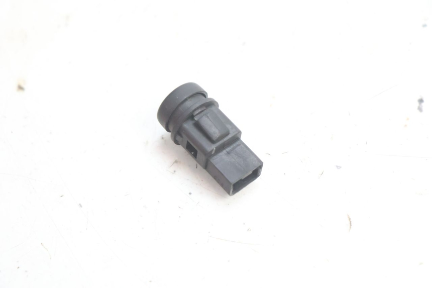photo de INTERRUPTOR DE ARRANQUE PIAGGIO X9 EVOLUTION 125 (2003 - 2007) - Zoom estado de uso