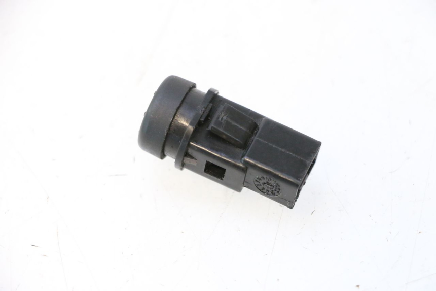 photo de INTERRUPTOR DE ARRANQUE PIAGGIO ZIP 2T 50 (2009 - 2019) - Zoom estado de uso