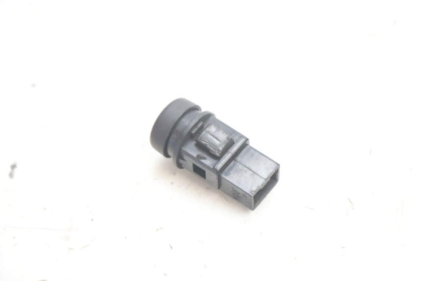 photo de INTERRUPTOR DE ARRANQUE PIAGGIO ZIP 4T 50 (2018 - 2020) - Zoom estado de uso