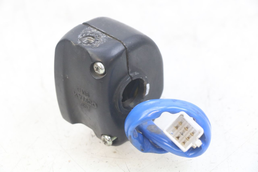 photo de INTERRUPTOR DERECHO KYMCO AGILITY 4T 50 (2005 - 2018) - Zoom estado de uso