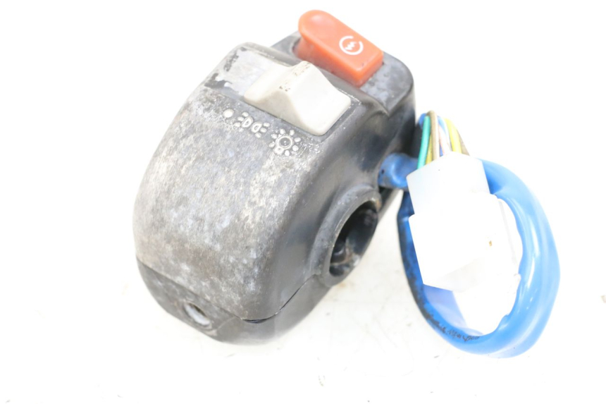 photo de INTERRUPTOR DERECHO KYMCO AGILITY 4T 50 (2005 - 2018) - Vista general del producto