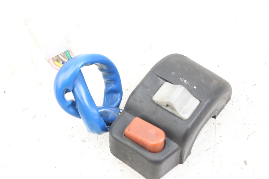 photo de INTERRUPTOR DERECHO KYMCO AGILITY 4T 50 (2005 - 2018) - Vista principal