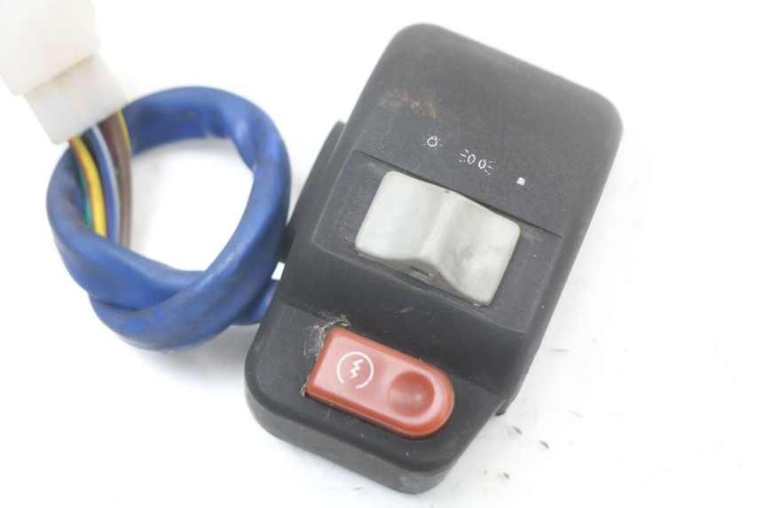 photo de INTERRUPTOR DERECHO KYMCO AGILITY 4T 50 (2005 - 2018) - Detalle de la pieza