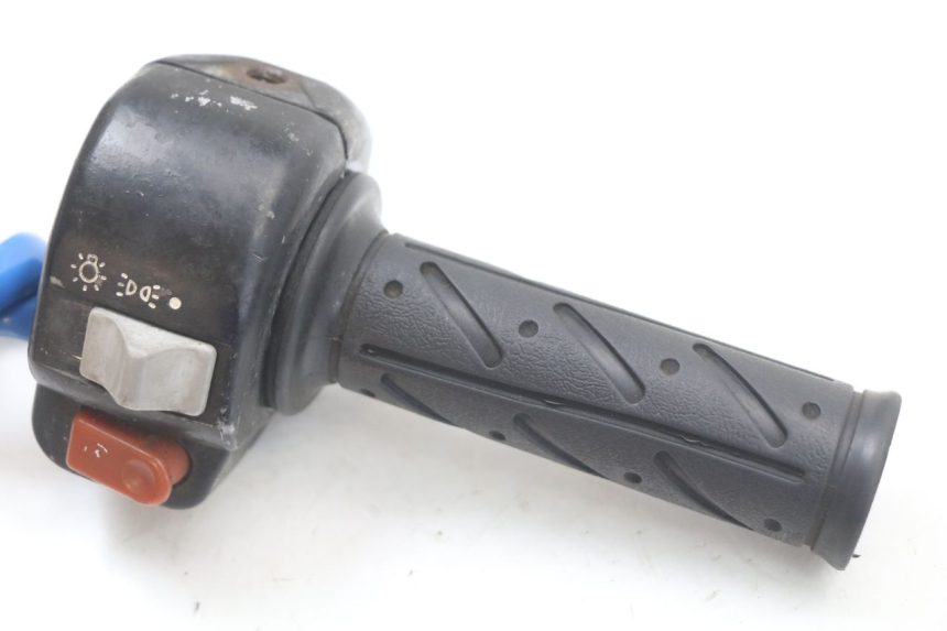 photo de CONMUTADOR DERECHA KYMCO AGILITY PREMIUM 50 (2007 - 2010) - Detalle de la pieza