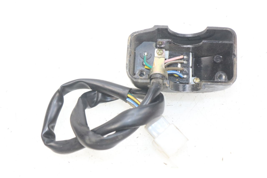 photo de INTERRUPTOR DERECHO KYMCO AGILITY RS 2T 50 (2009 - 2013) - Detalle de la pieza