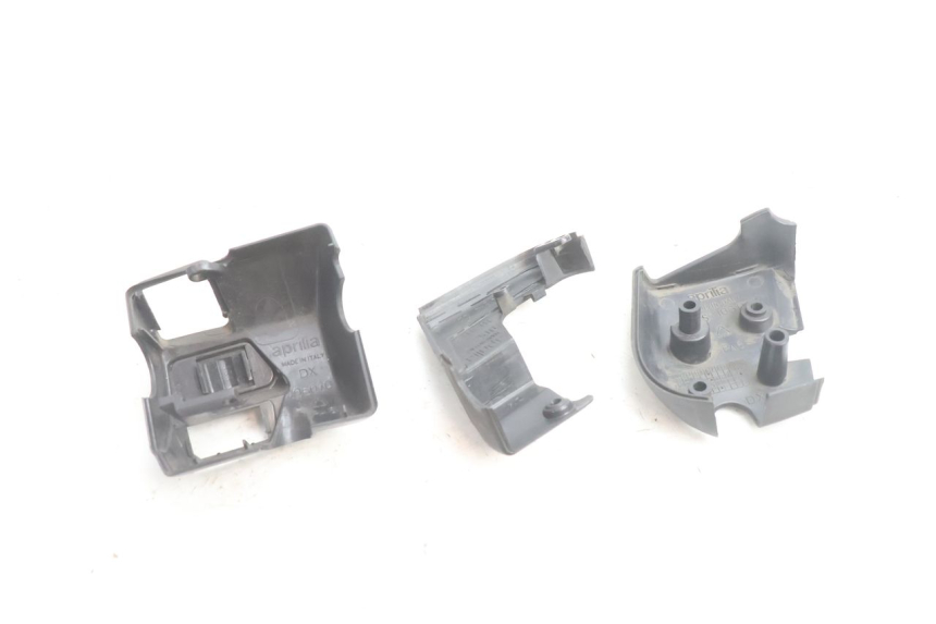 photo de CONMUTADOR DERECHA APRILIA ATLANTIC S 125 (2010 - 2013) - Primer plano técnico