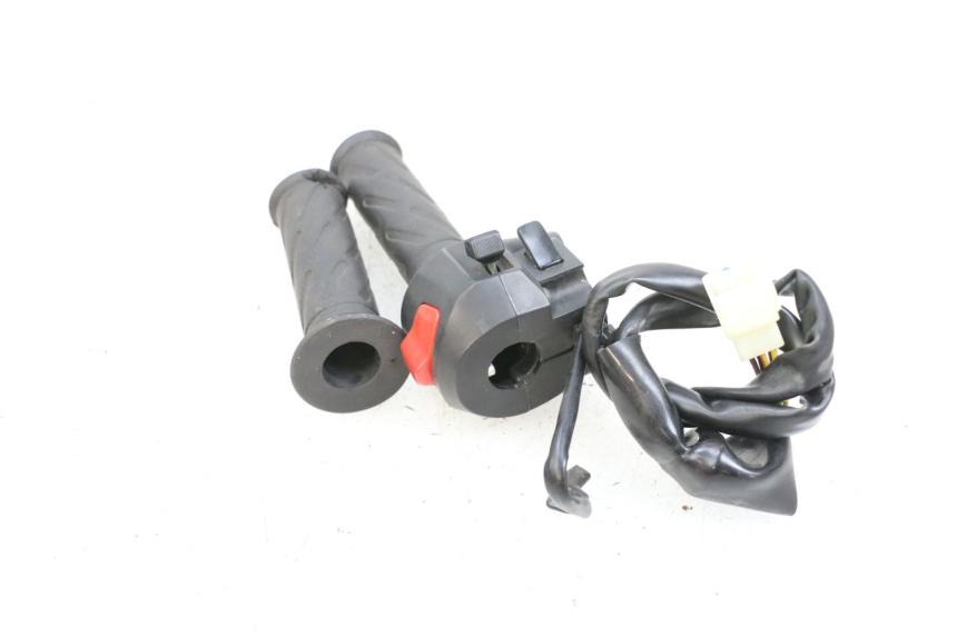 photo de CONMUTADOR DERECHA MAG POWER BOMBERS 4T 50 (2016 - 2026) - Vista general del producto