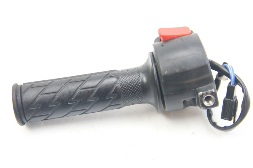 photo de CONMUTADOR DERECHA MBK BOOSTER NEXT GENERATION 50 (2004 - 2007) - Otra perspectiva