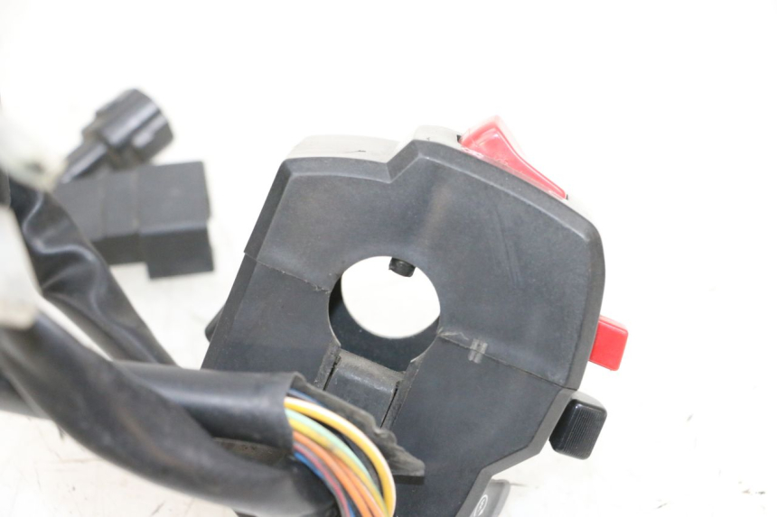 photo de CONMUTADOR DERECHA SUZUKI BURGMAN 650 (2013 - 2020) - Vista general del producto