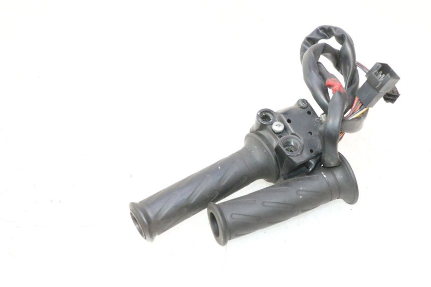 photo de INTERRUPTOR DERECHO SUZUKI BURGMAN 125 (2007 - 2014) - Detalle de la pieza