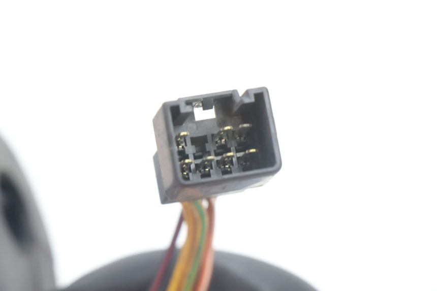 photo de INTERRUPTOR DERECHO SUZUKI BURGMAN 125 (2007 - 2014) - Recambio usado revisado