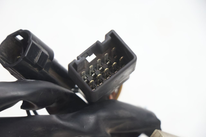 photo de CONMUTADOR DERECHA SUZUKI BURGMAN EXECUTIVE ABS 650 (2006 - 2012) - Estado de la superficie y material