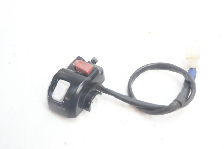 photo de INTERRUPTOR DERECHO YAMAHA BW'S BWS 125 (2010 - 2013) - Zoom estado de uso