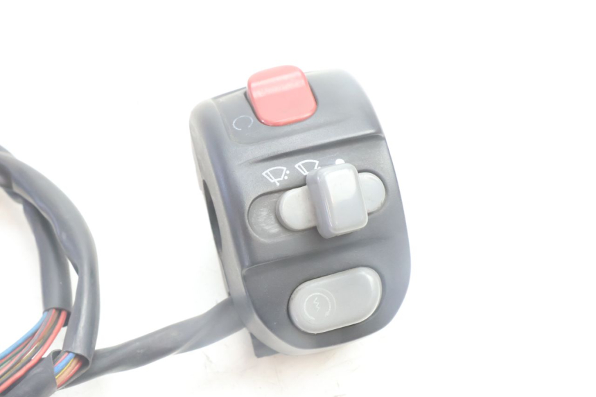photo de INTERRUPTOR DERECHO BMW C1 125 (2000 - 2003) - Detalle de la pieza