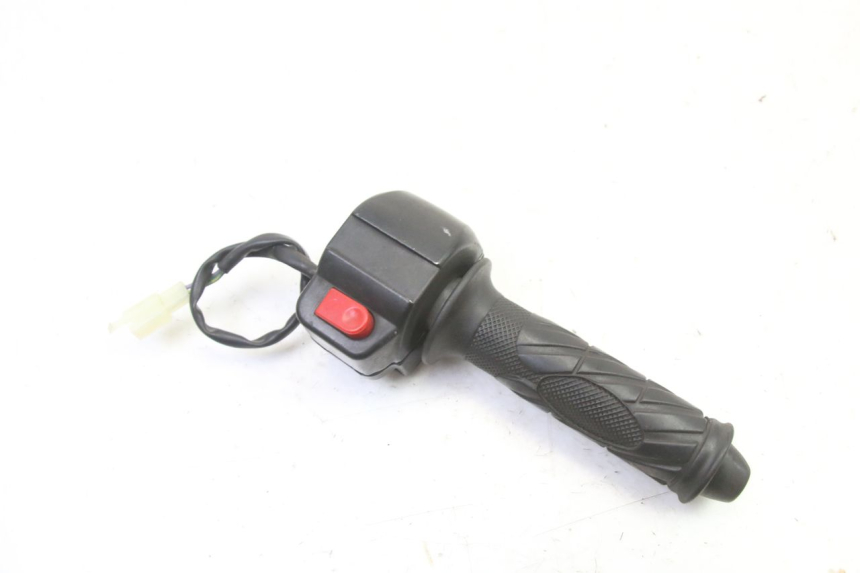 photo de CONMUTADOR DERECHA ORCAL CAVARO 4T 50 (2019 - 2023) - Detalle de la pieza