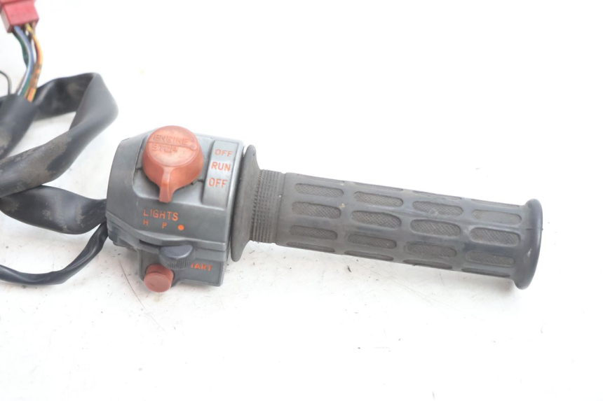 photo de CONMUTADOR DERECHA HONDA CB TWO FIFTY 250 (1991 - 2002) - Detalle de la pieza