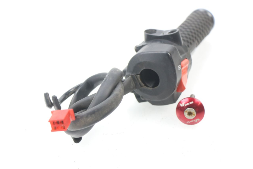 photo de CONMUTADOR DERECHA HONDA CBR 929 RR FIREBLADE 900 (2000 - 2001) - Estado de la superficie y material