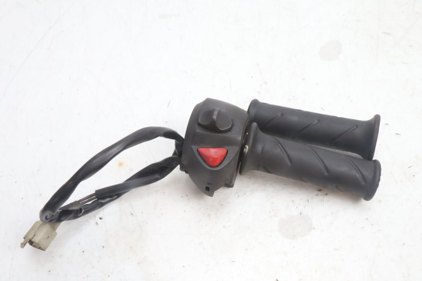 photo de INTERRUPTOR DERECHO PEUGEOT CITYSTAR 125 (2011 - 2017) - Vista principal